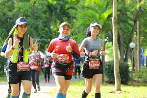 BIB: 0173, 0326, 0335
                            <button type="button" onclick="openModal(5131208)" class="btn btn-primary btn-sm float-right btn-popup" data-toggle="modal" data-target=".modal-high-quality">
                        <i class="fas fa-shopping-cart"></i> Add to Cart
                    </button>
                                            <button type="button" onclick="isThisMe(5131208, true)" class="btn btn-success btn-sm float-right btn-popup btn-isme hidden" data-toggle="tooltip" data-placement="bottom" title="นี่คือรูปของคุณใช่ไหม คลิกที่นี่เพื่อเอาเข้าอัลบั้ม">
                        <i class="fas fa-plus"></i> Add to album
                    </button>
                    <button type="button" onclick="isThisMe(5131208, false)" class="btn btn-warning btn-sm float-right btn-popup btn-isnotme hidden">
                        <i class="fas fa-ban"></i> Remove from album
                    </button>